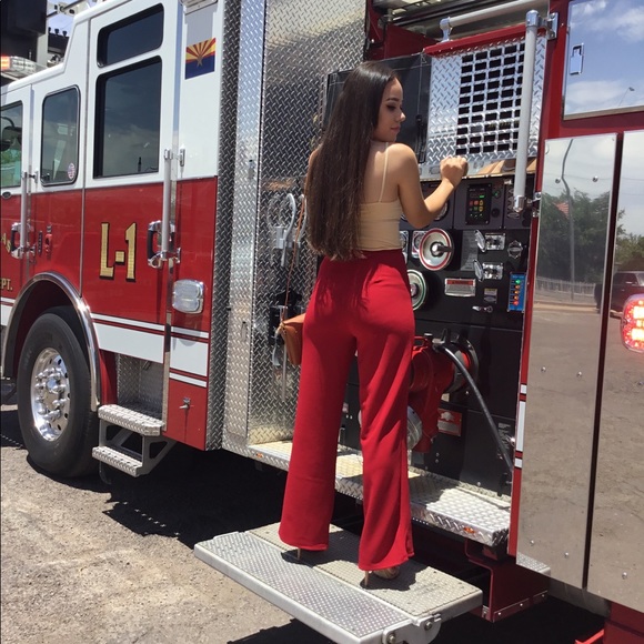 SOLD OUT - Picture 3 of 7